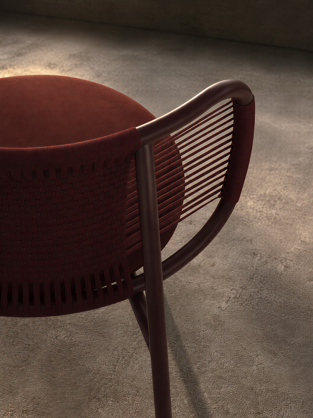 Aribe Lounge Chair Claret
