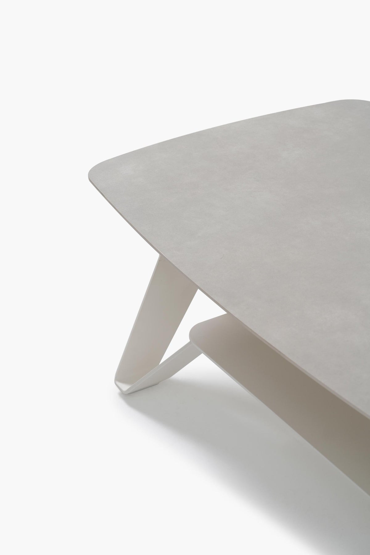 Pinni Coffee Table