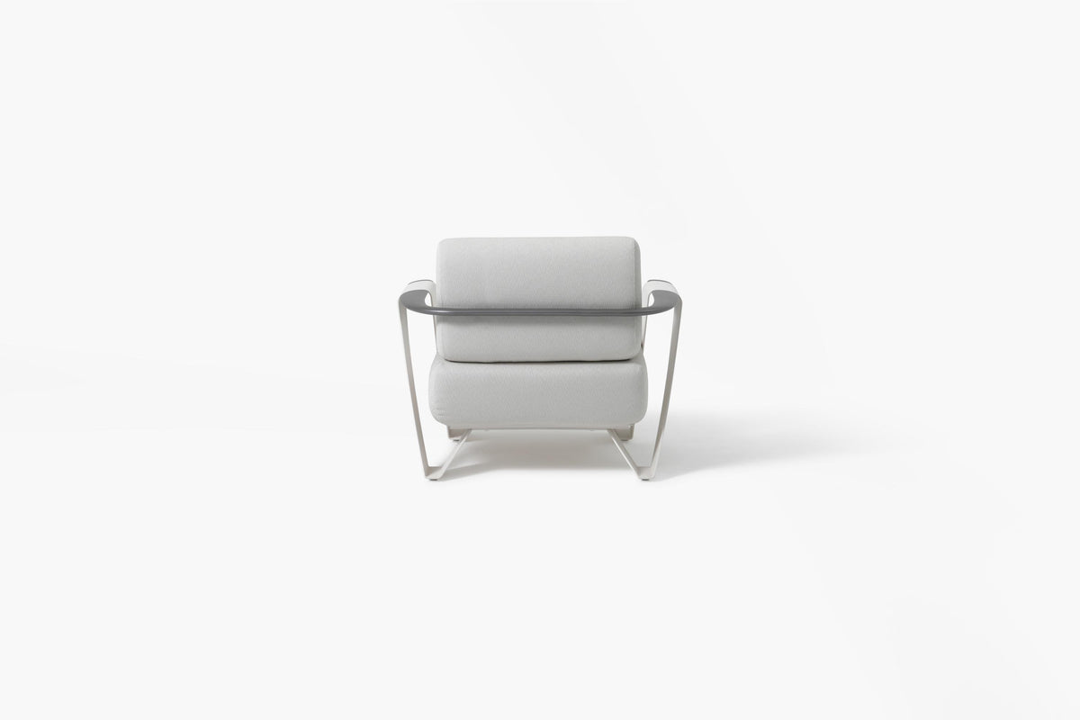Pinni Lounge Chair