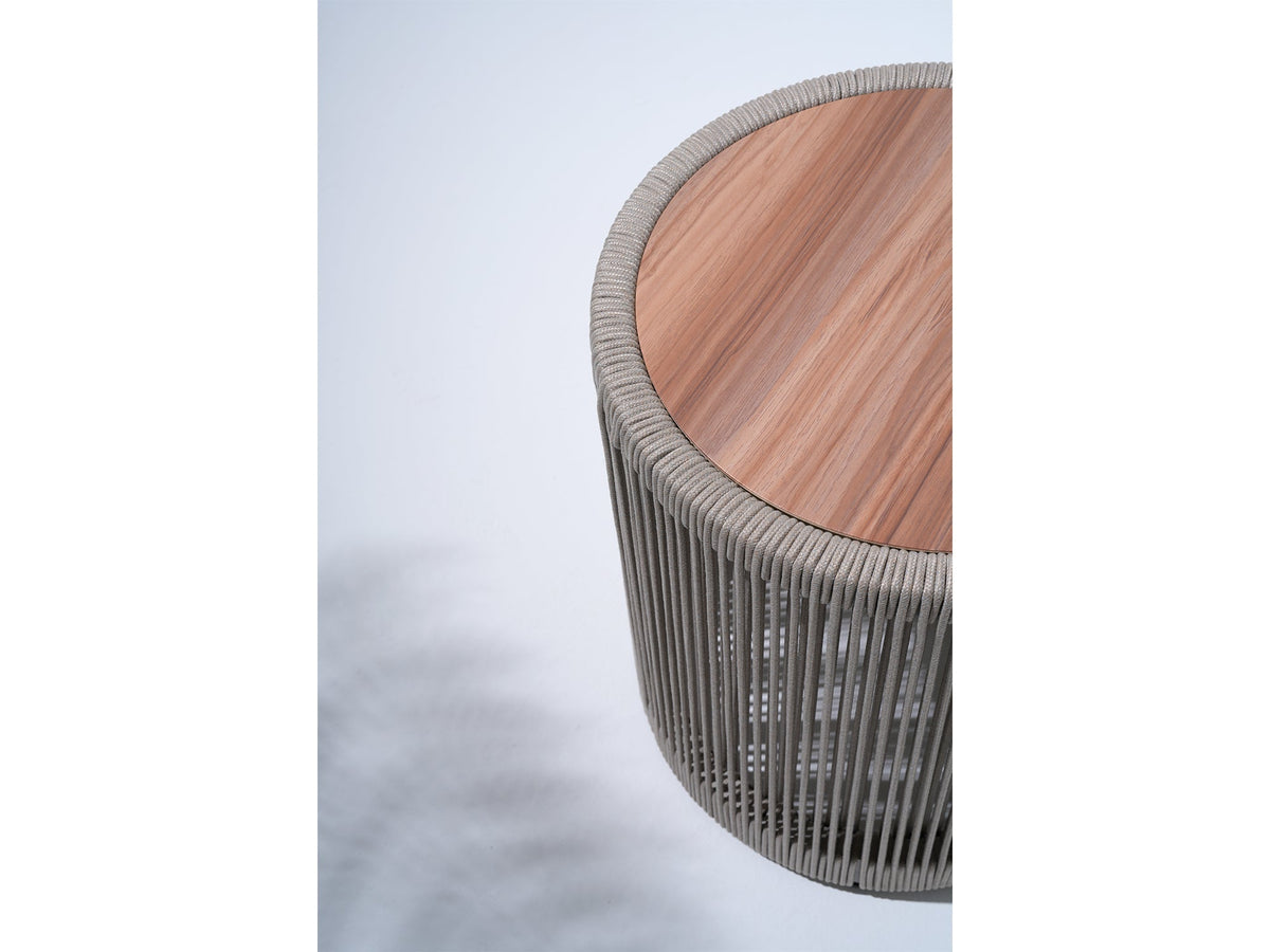 Irati Outdoor furniture Set round coffee table, rope and tabletop detail -  Sunsitt Premium Modern Outdoor Patio Furniture